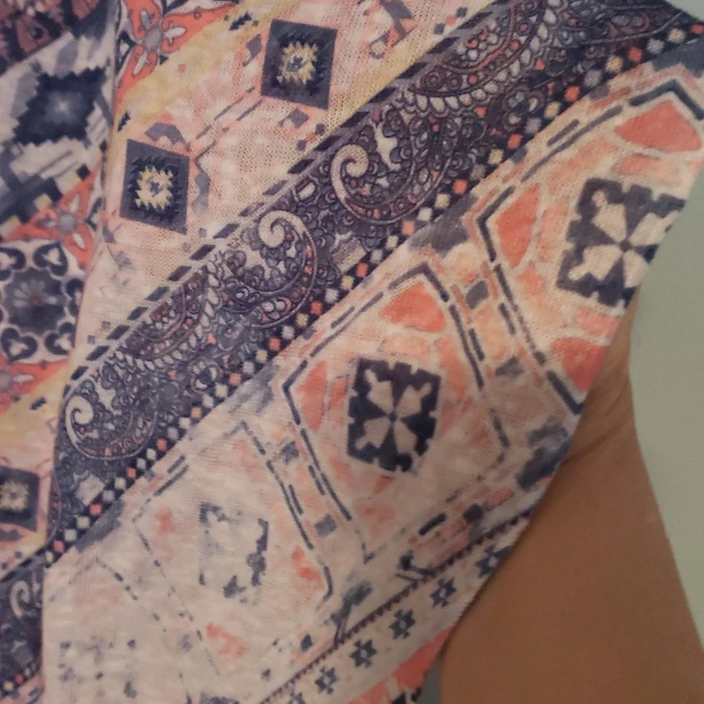 Cato Size S Womens Blouse. (#59) - Picture 4 of 8
